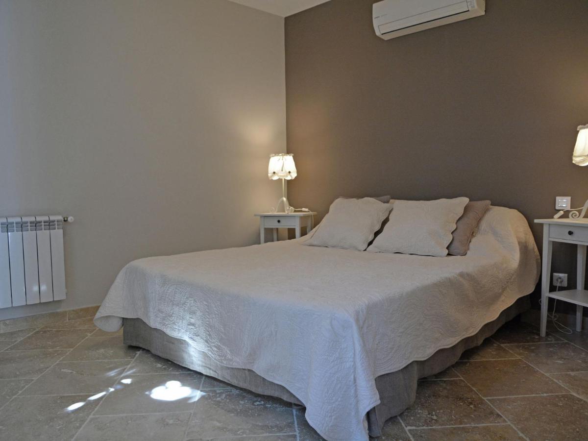 Superb Flat With Private Pool Villa