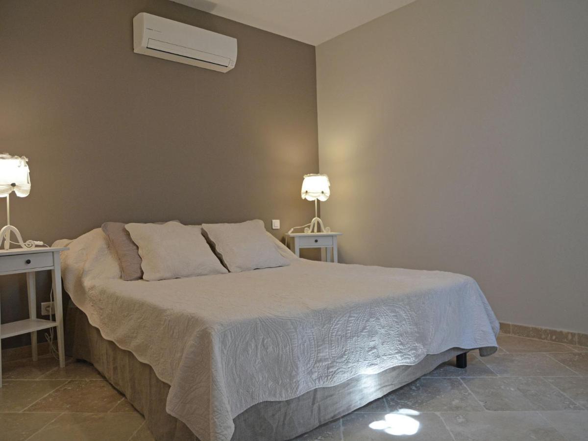 Superb Flat With Private Pool Villa